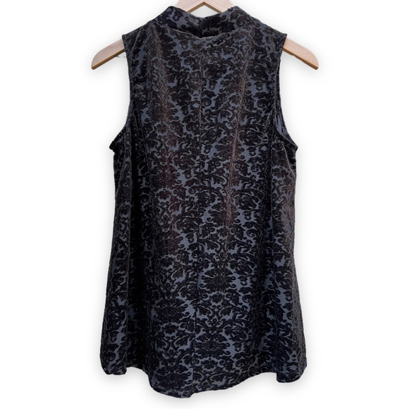 New Directions Black Velvet Flocked Damask Mock Neck Sleeveless Top Medium - Picture 2 of 4